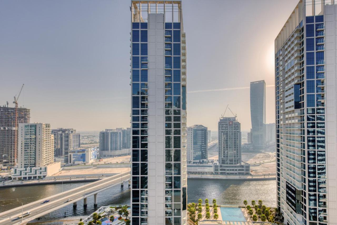 Maison Privee - Luxury, Spacious, Modern Near Burj Khalifa And Dubai Canal Exterior foto